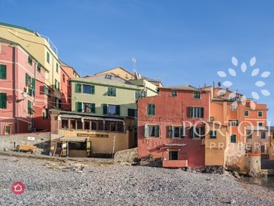Appartamento in Vendita in Via Al Capo di Santa Chiara 68 a Genova