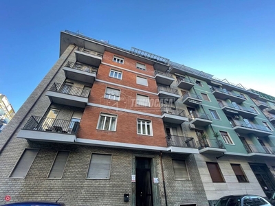 Appartamento in Vendita in Via Bene Vagienna 27 a Torino