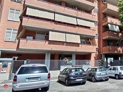 Appartamento in Vendita in Via campo farnia 83 a Roma