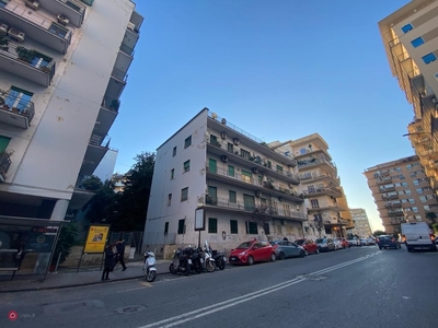 Appartamento in Vendita in Via Francesco Cilea 169 a Napoli
