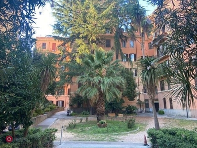 Appartamento in Vendita in Via Giacinto Carini a Roma