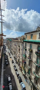 Appartamento in Vendita in Via Milano a Napoli