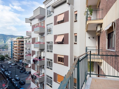 Appartamento in Vendita in Via Pietro Mascagni a Napoli