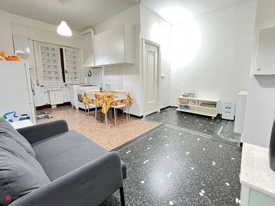 Appartamento in Vendita in Via Rodolfo Savelli 37 a Genova