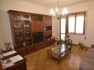 Appartamento in Vendita in Via Sigismondo Muscola 31 a Genova