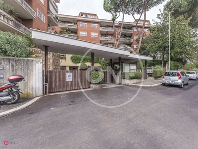 Appartamento in Vendita in Viale Luca Gaurico 283 a Roma