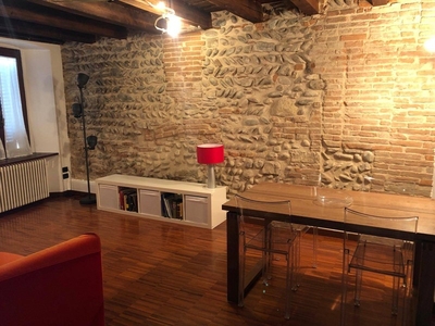 Bilocale in Affitto a Bergamo, 800€, 60 m², arredato