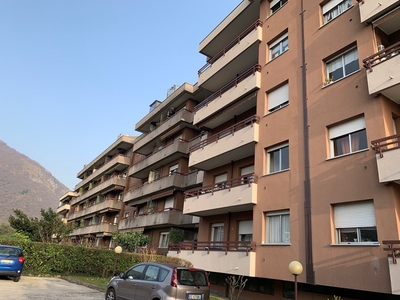 Bilocale in Vendita a Como, zona Sagnino, 114'000€, 84 m²