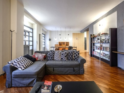 Bilocale in Vendita a Milano, 410'000€, 100 m²