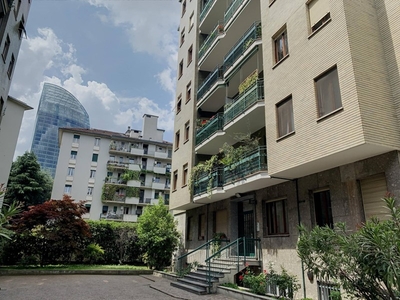 Bilocale in Vendita a Milano, zona Fiera, 410'000€, 64 m²