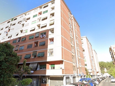 Bilocale in Vendita a Roma, 179'000€, 56 m², arredato