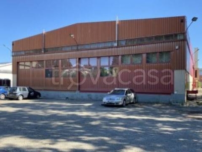 Capannone Industriale in vendita a Bologna via Luciano Manara, 10
