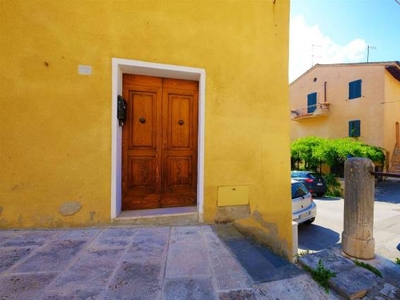 Casa in vendita in Asciano, Italia