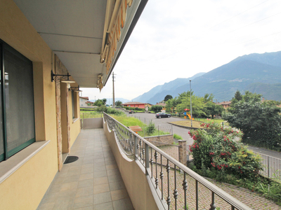 Casa in vendita in Darfo Boario Terme, Italia