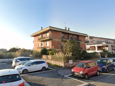 Casa indipendente in Vendita in Via Antonio Burlando a Genova