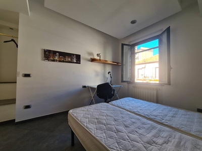 Casa Semi Indipendente in Affitto a Catanzaro, zona Lungomare, 300€, 90 m², arredato