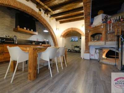 Casa Semi Indipendente in Vendita a Savona, 560'000€, 260 m²