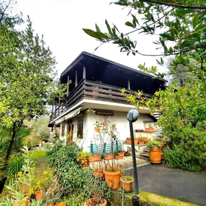 Casa singola in vendita a Bolano La Spezia Ceparana