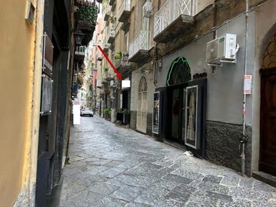 Immobile commerciale in Vendita a Napoli, 2'940'000€, 2019 m²