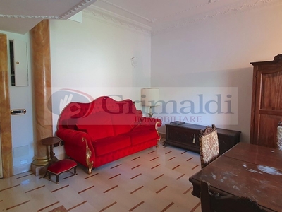 Monolocale in Affitto a Milano, 600€, 30 m²