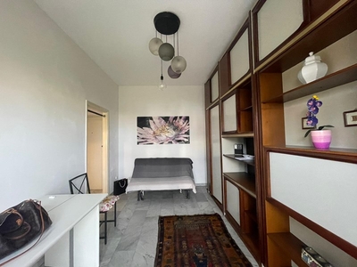 Monolocale in Affitto a Milano, zona Lodi, 600€, 35 m², arredato