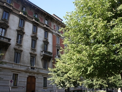 Monolocale in Affitto a Milano, zona VIA OZANAM , 850€, 35 m², arredato
