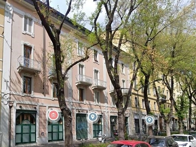 Negozio in Vendita a Milano, 1'297'500€, 740 m²