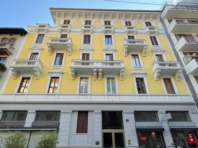 Negozio in Vendita a Milano, 890'000€, 390 m²