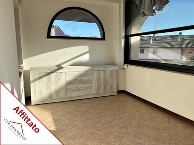 Quadrilocale in Affitto a Roma, 790€, 70 m²