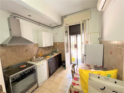 Quadrilocale in Vendita a Roma, zona Gregorio Vii, 249'000€, 85 m², arredato