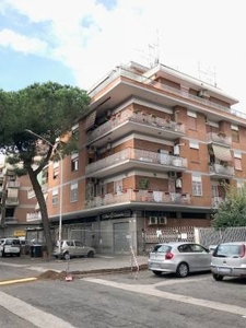 ROMA - Appartamento Viale Appio Claudio 238