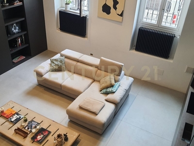 Trilocale in Affitto a Milano, 1'850€, 110 m², arredato