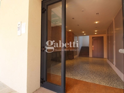 Trilocale in Vendita a Bologna, 292'000€, 78 m²