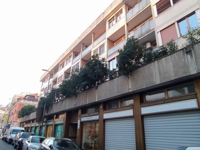 Trilocale in Vendita a Milano, 89 m²