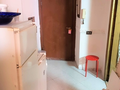 Trilocale in Vendita a Napoli, 100'000€, 100 m²