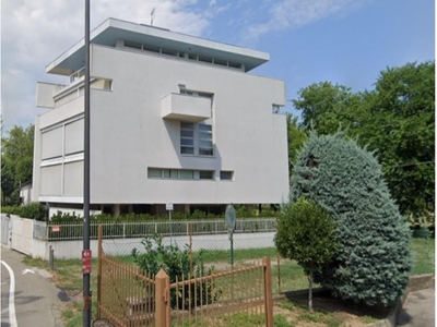 Ufficio in Vendita a Bologna, 200'000€, 100 m²