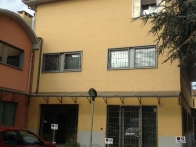 Ufficio in vendita a Bologna via Canova