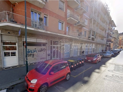 Vendita Negozio Via Osasco, 87, Torino