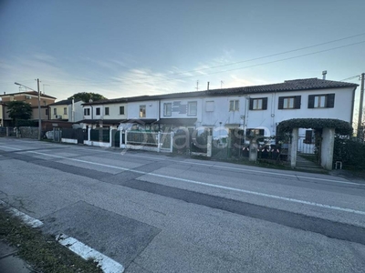 Villa a Schiera in vendita a Padova via Fornaci