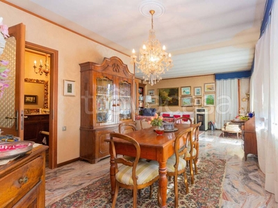 Villa Bifamiliare in vendita a Padova via Trilussa