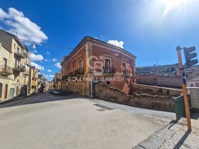 Villa con terrazzo a Leonforte