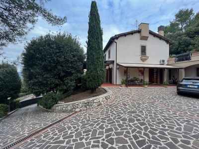 Villa in vendita a Narni