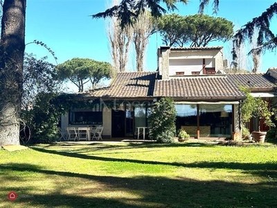 Villa in Vendita in Largo Olgiata a Roma