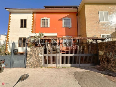 Villa in Vendita in Via Lago Fusaro a Napoli