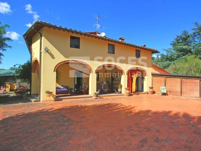 Rustico con terrazzo, Reggello leccio