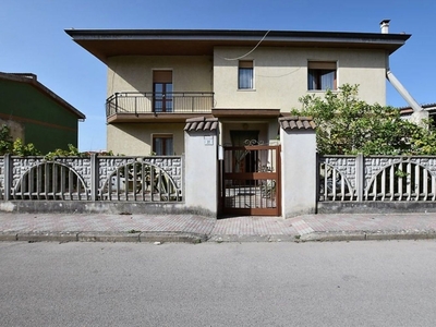 Villa in vendita in via coghinas 33, Sedini