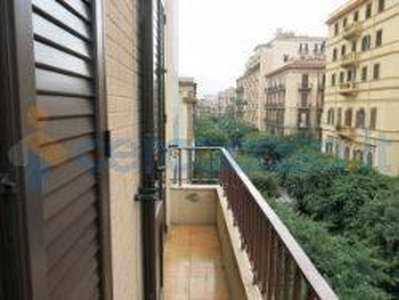 Appartamento Bilocale in affitto in Via Sammartino 27 A, Palermo