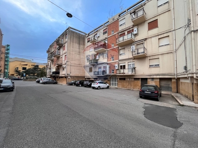 Appartamento di 108 mq a Caltagirone