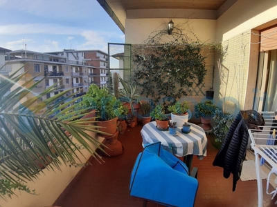 Appartamento in ottime condizioni, in vendita in Via Brunetto Latini, Montevarchi