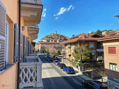 Appartamento in Vendita in Garibaldi a Monforte d'Alba